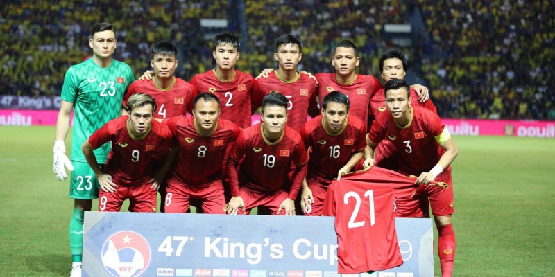king’s-cup-2019-thai-lan-ngam-ngui-tham-gia-tran-dau-tranh-giai-3-4188